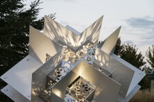 The powerful architectural form of this contemporary sculpture was created by Jah Qube—a collaboration between Toronto-based artist Javid Ja… Image 17