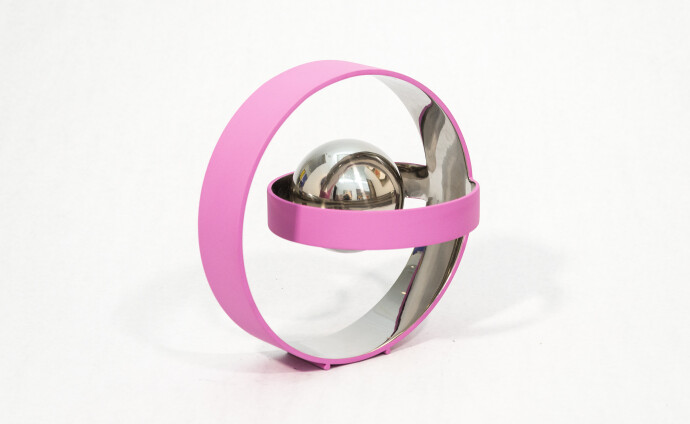 Hot pink pops from this elegant minimalist and modern sculpture created by Philippe Pallafray.