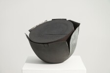 This contemporary ceramic piece was handmade by Steven Heinemann. Image 7