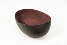 For Canadian ceramicist Steven Heinemann the humble shape of a bowl is an endless source of inspiration. Image 5